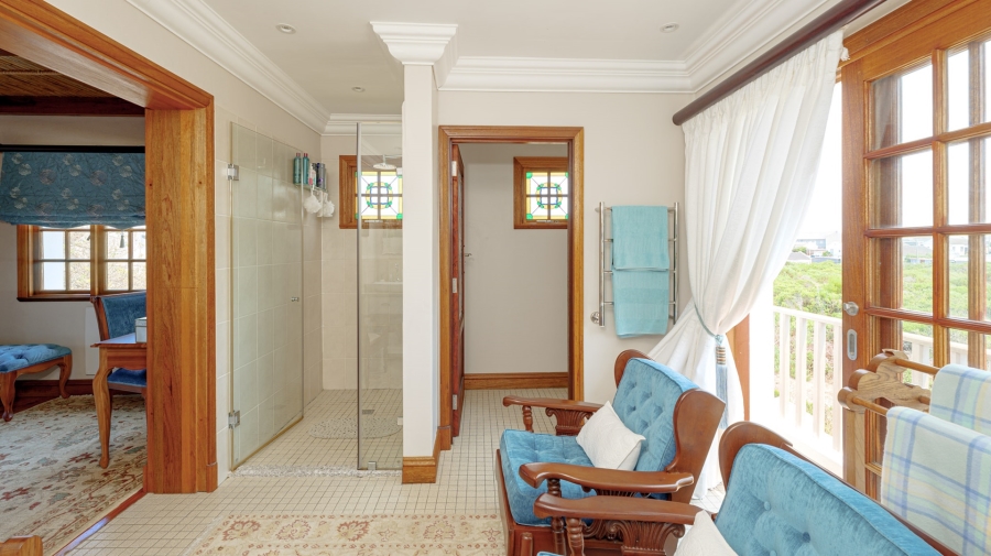 5 Bedroom Property for Sale in Arniston Western Cape